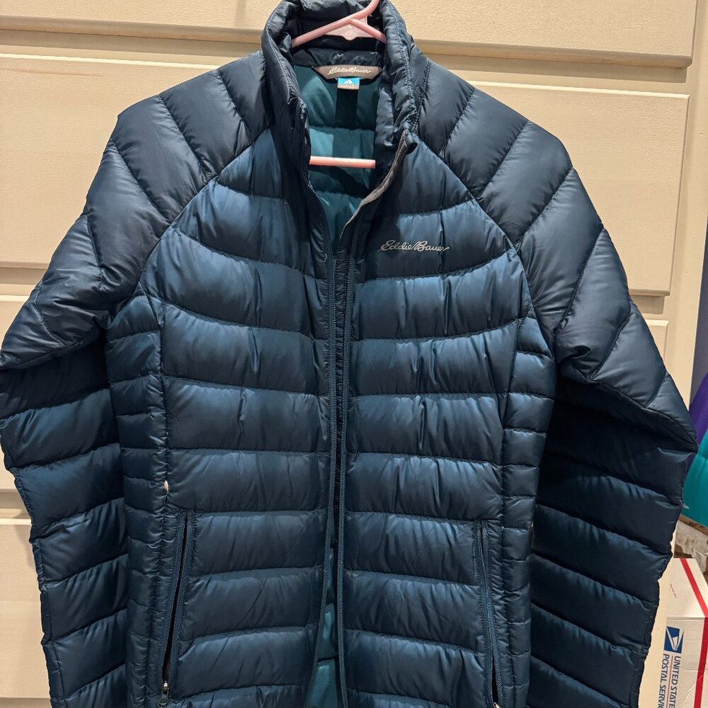 Eddie Bauer Women's CirrusLite Down Jacket Small